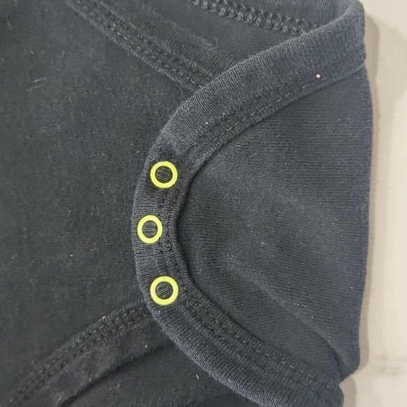 12-18M Long Sleeve Onsie Set - Picture 4 of 4